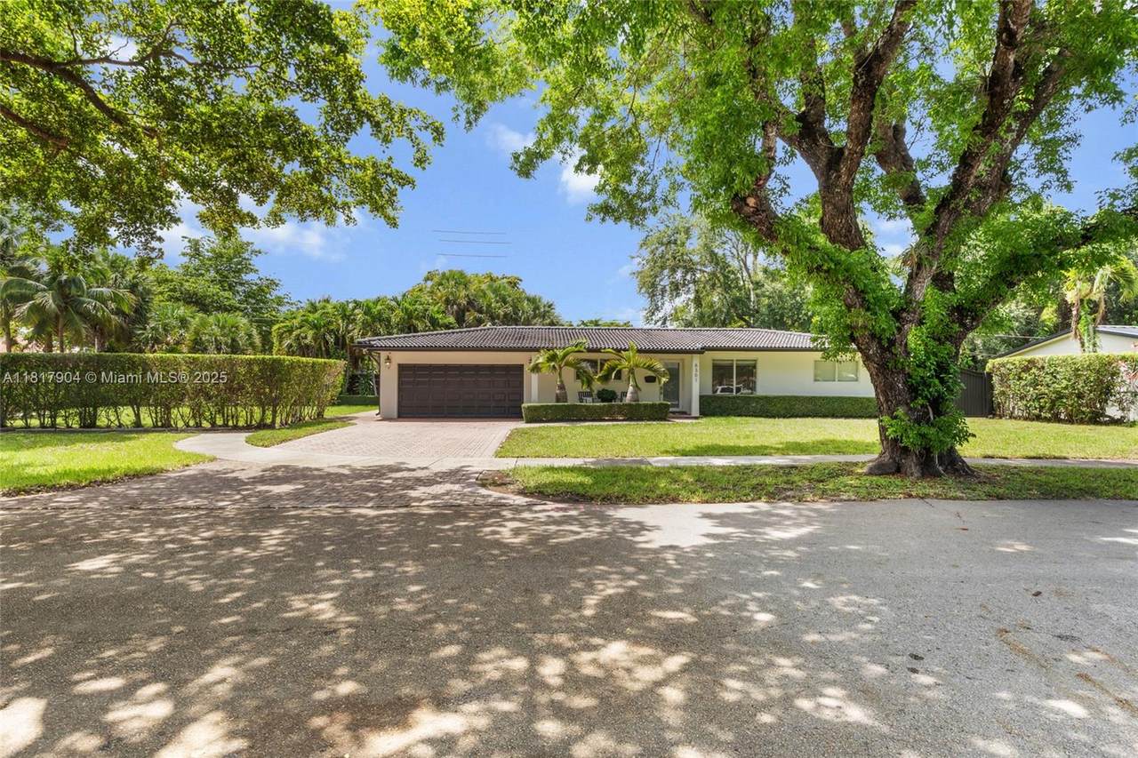 6301 Lake Geneva Rd - Photo 1