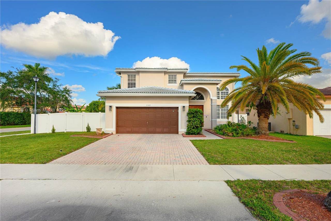 5309 133rd Ave - Photo 1