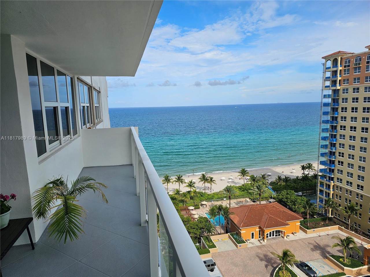2030 Ocean Dr - Photo 1
