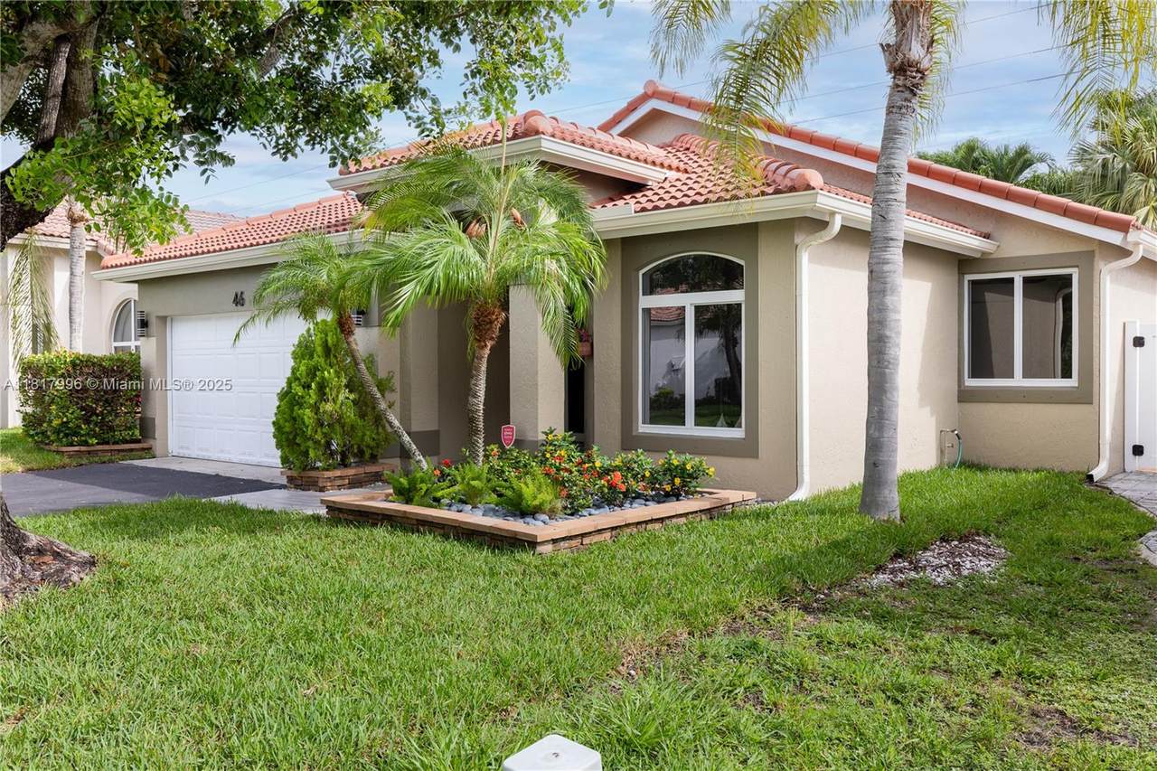 46 Gables Blvd - Photo 1