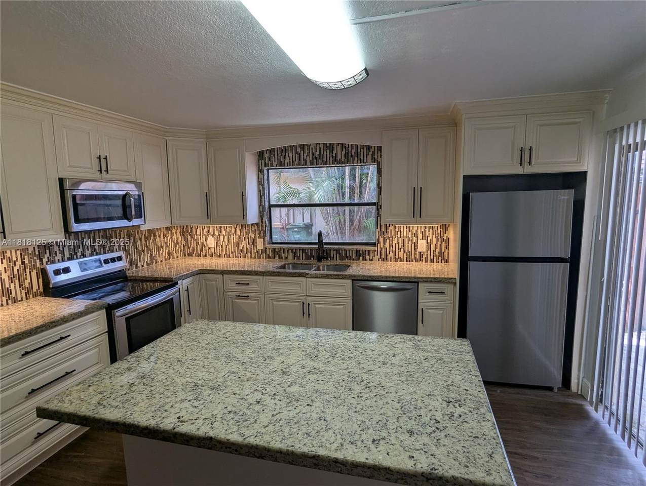 5825 Swordfish Ct - Photo 1