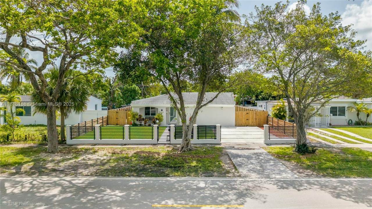 12245 2nd Ave - Photo 1