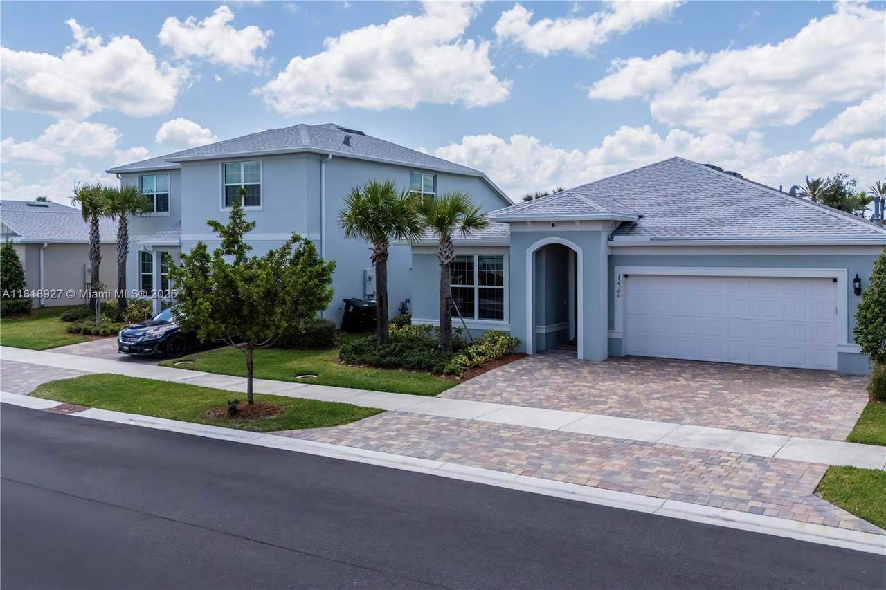 12300 Myrtle Oak Dr - Photo 1