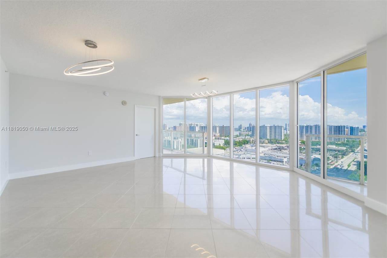 https://bt-photos.global.ssl.fastly.net/miami/1280_boomver_1_A11819050-2.jpg