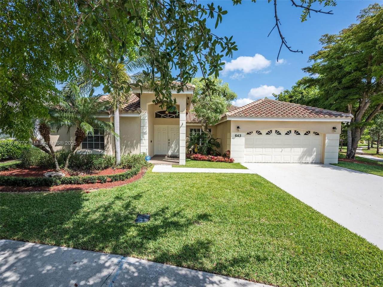 643 Lake Blvd - Photo 1