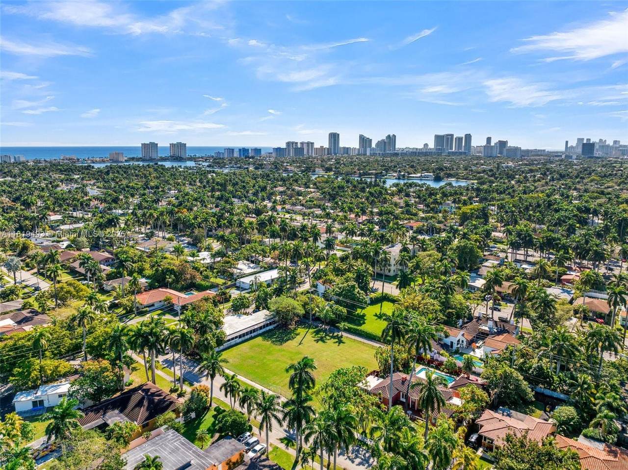https://bt-photos.global.ssl.fastly.net/miami/1280_boomver_1_A11819493-2.jpg