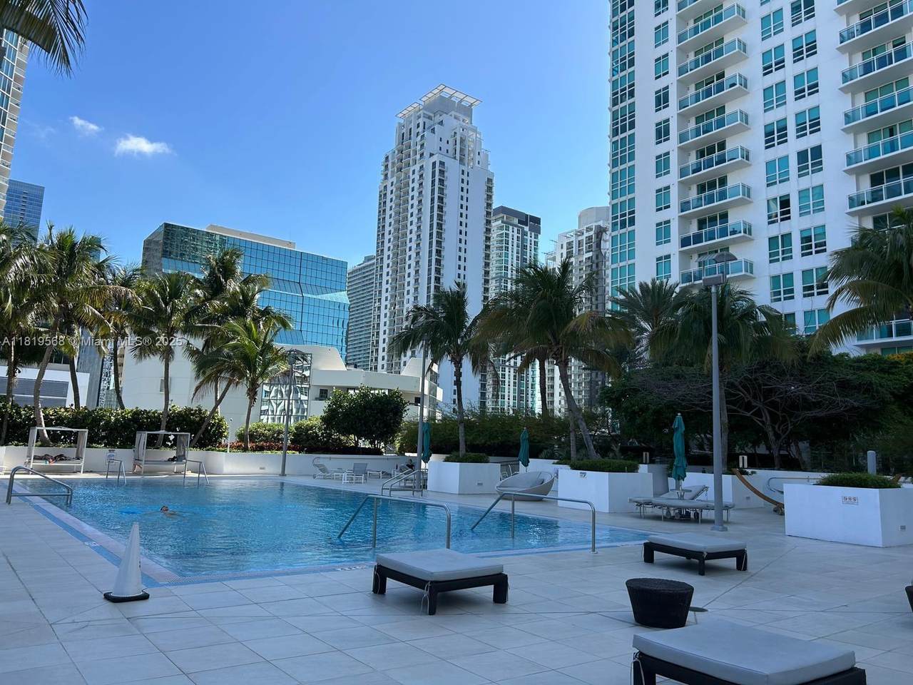 950 Brickell Bay Dr - Photo 1