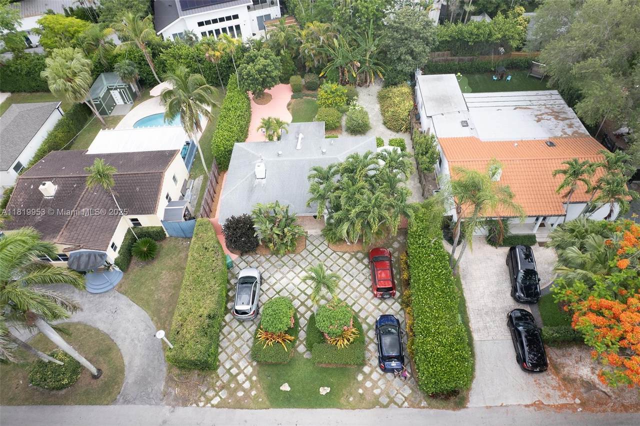 https://bt-photos.global.ssl.fastly.net/miami/1280_boomver_1_A11819953-2.jpg
