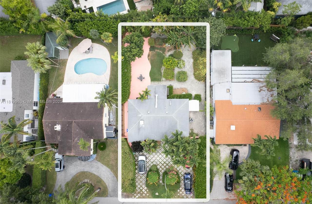4245 Braganza Ave - Photo 1