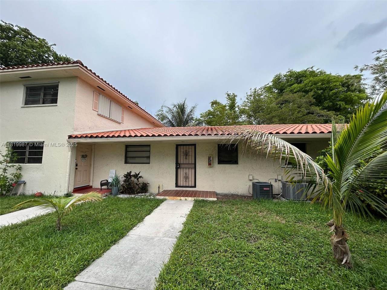 13952 4th Ave - Photo 1