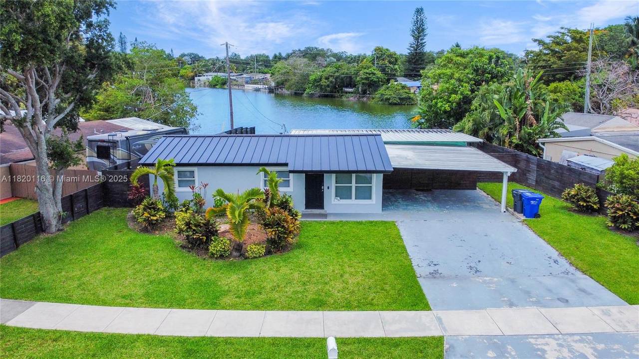 5936 Farragut Dr - Photo 1