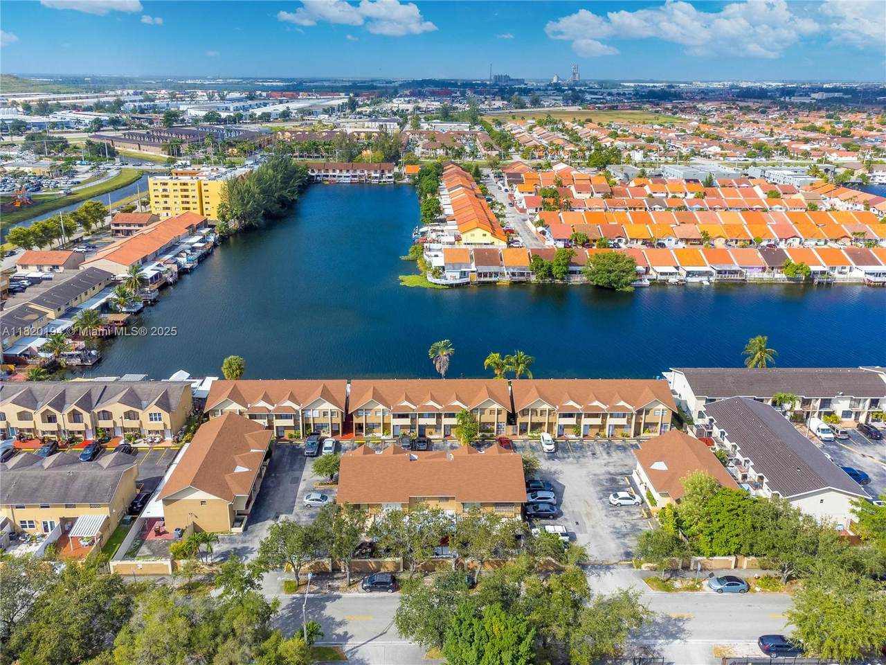 https://bt-photos.global.ssl.fastly.net/miami/1280_boomver_1_A11820194-2.jpg