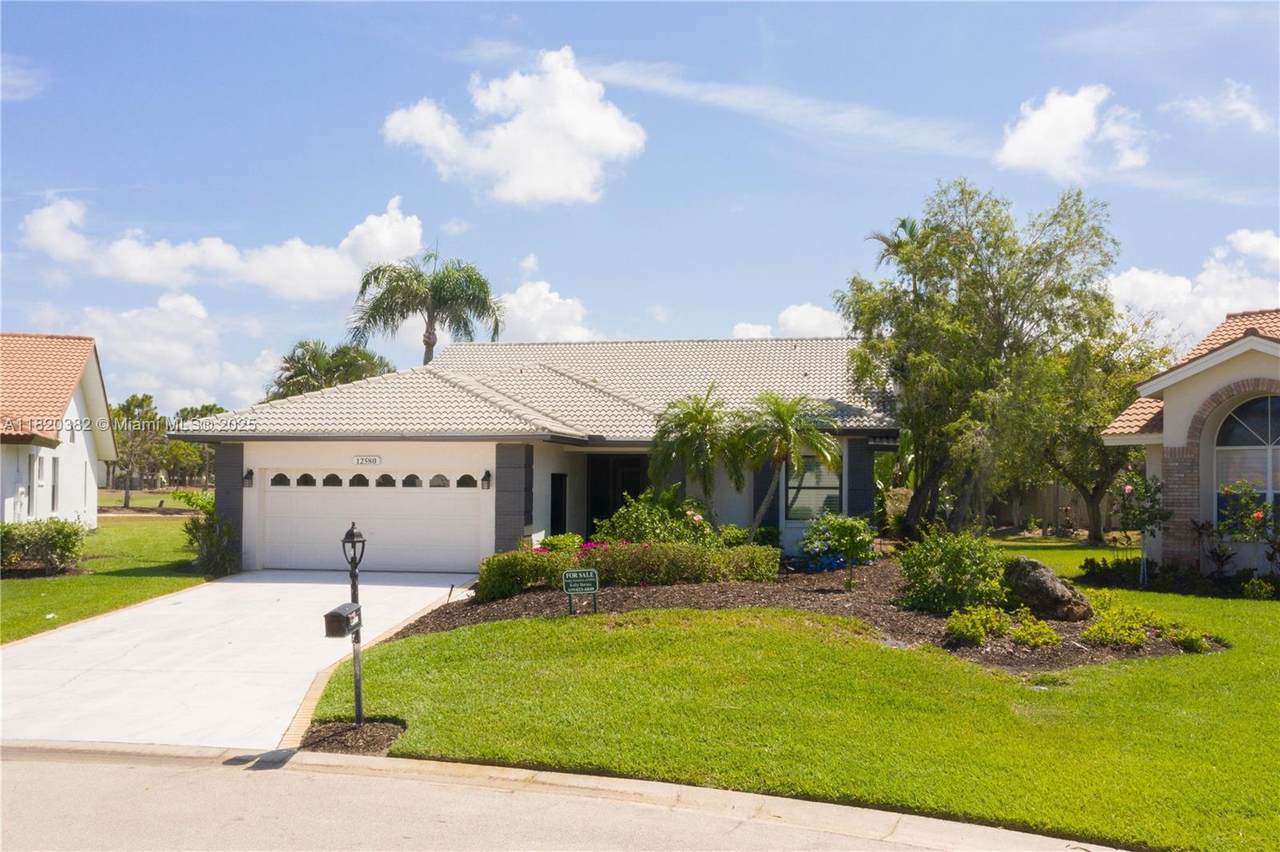 12580 Kelly Palm Dr - Photo 1