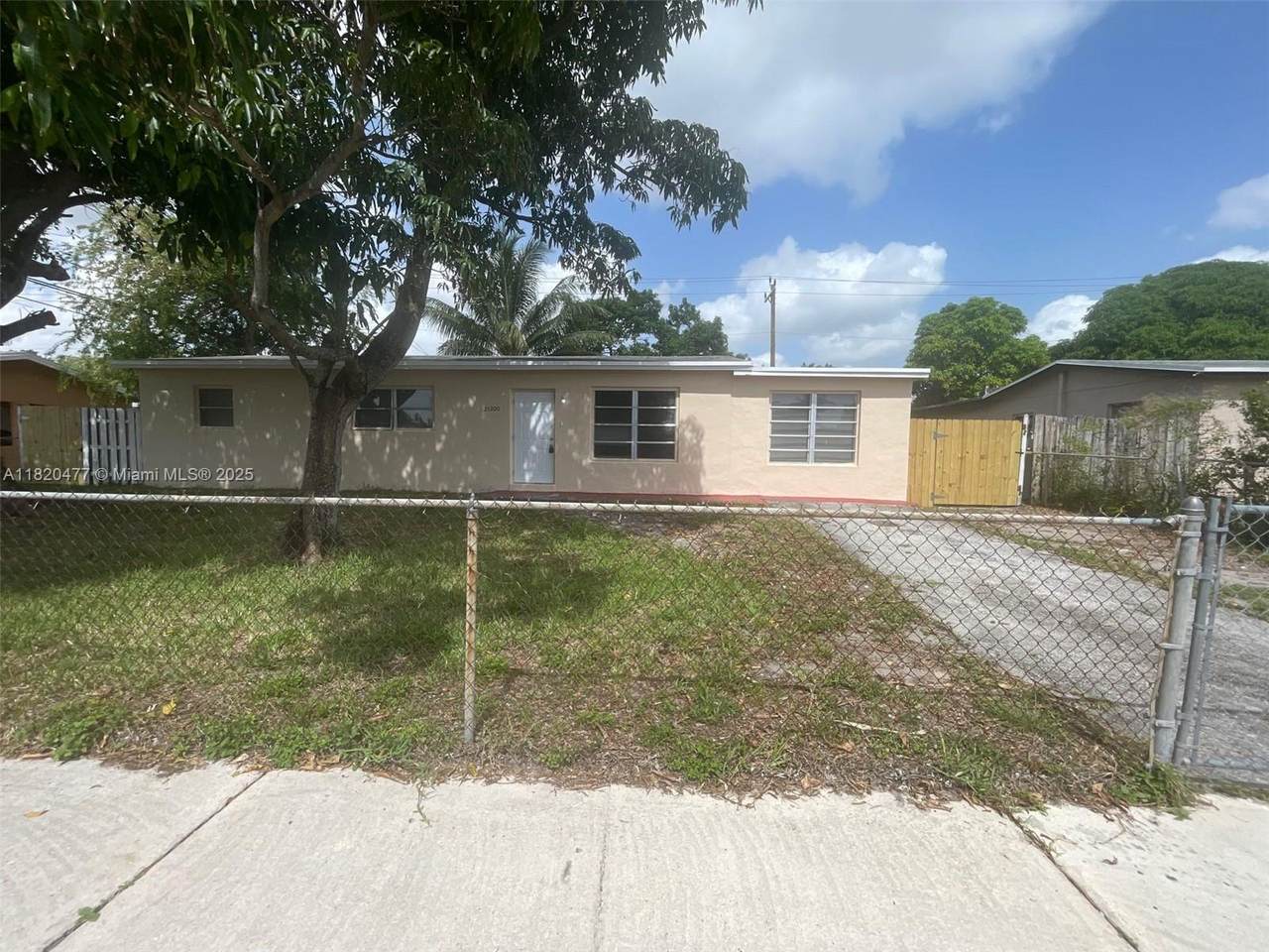 21200 12th Ct - Photo 1