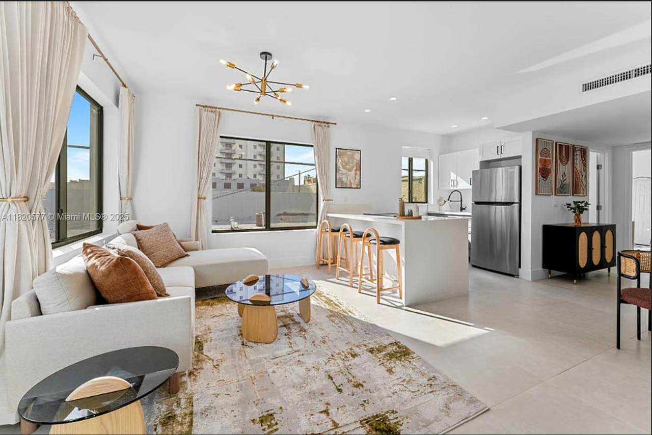 1144 4th St - Photo 1