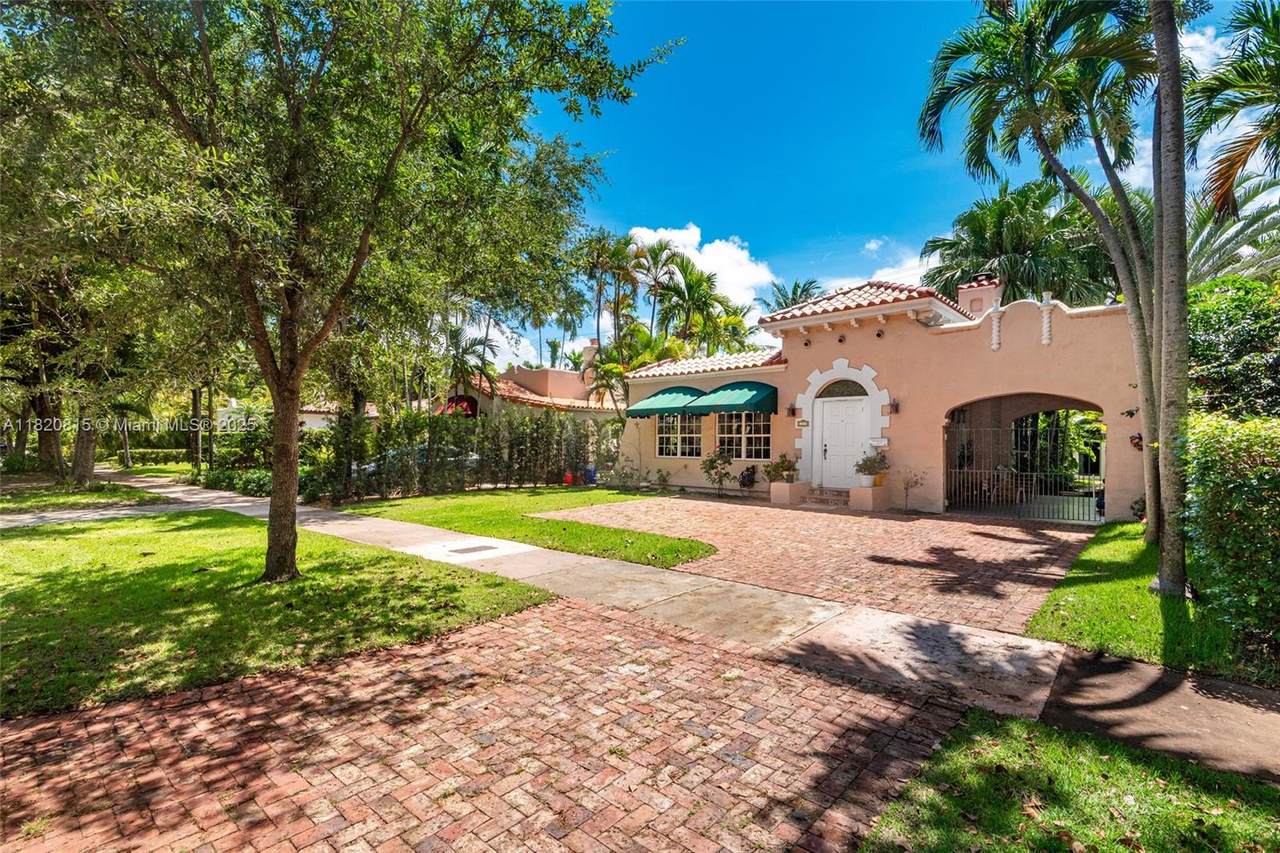 1218 Madrid St - Photo 1