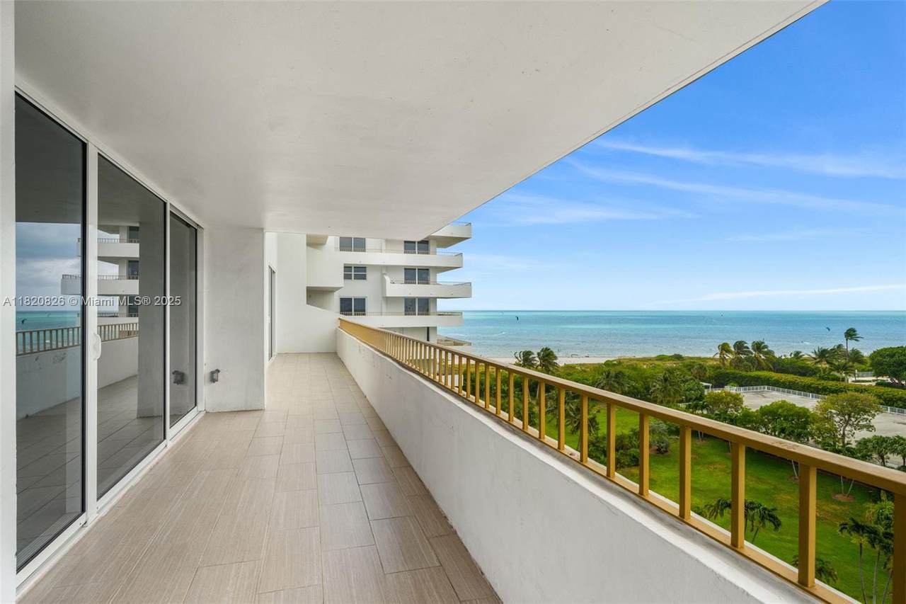 177 Ocean Lane Dr - Photo 1