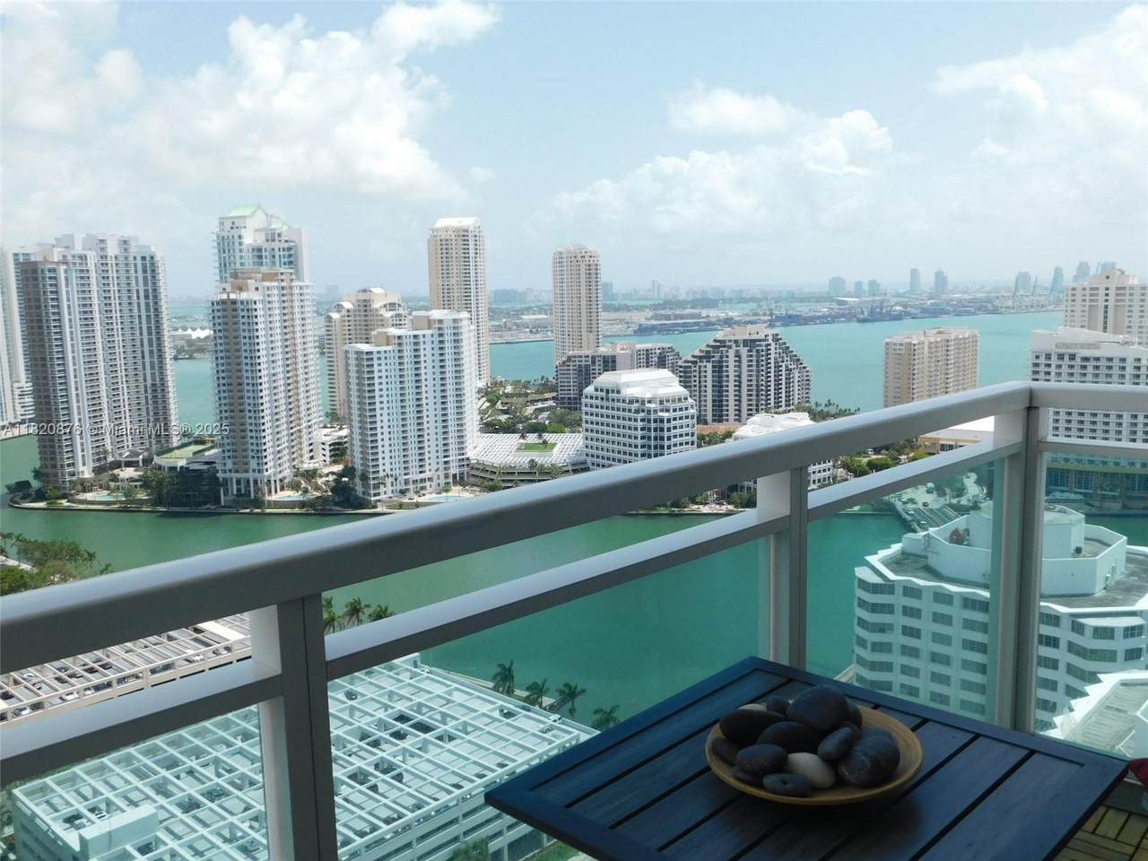 950 Brickell Bay Dr - Photo 1