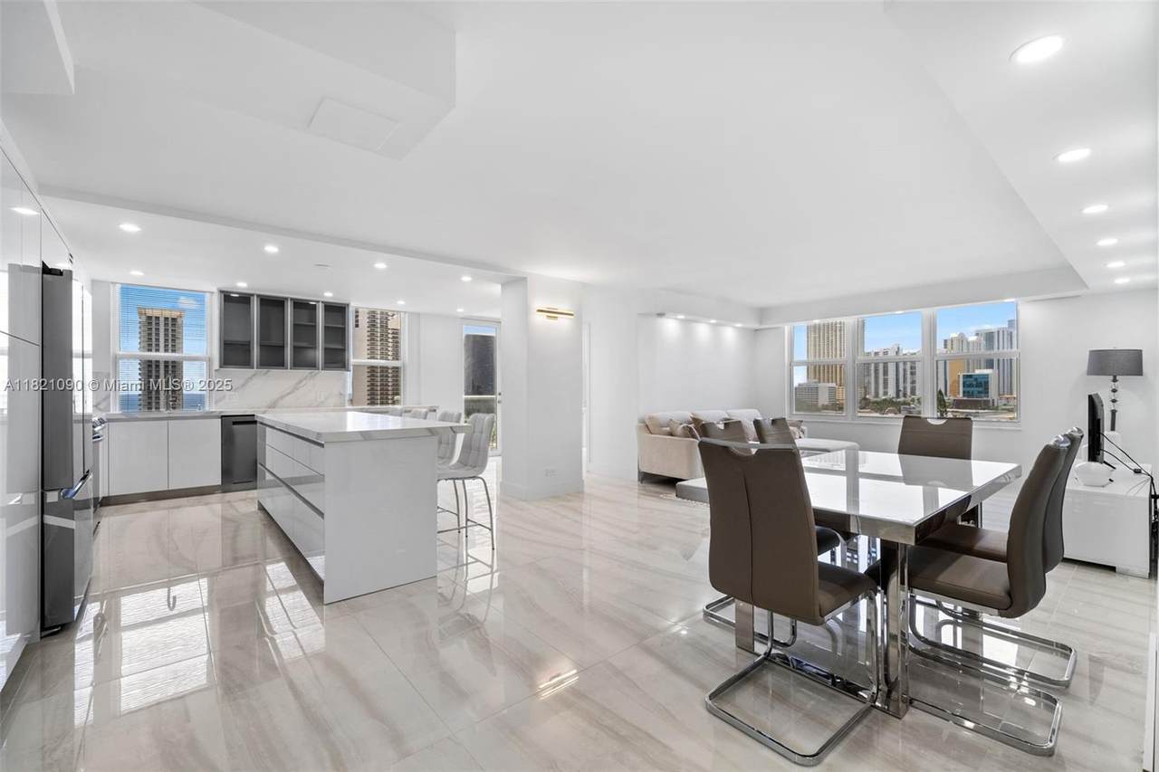 230 174th St - Photo 1