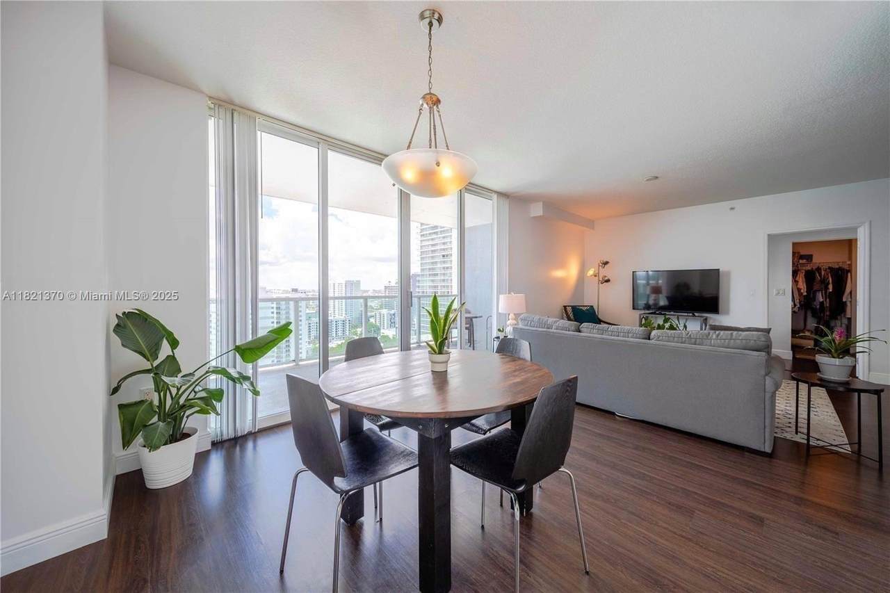 1250 Miami Ave - Photo 1