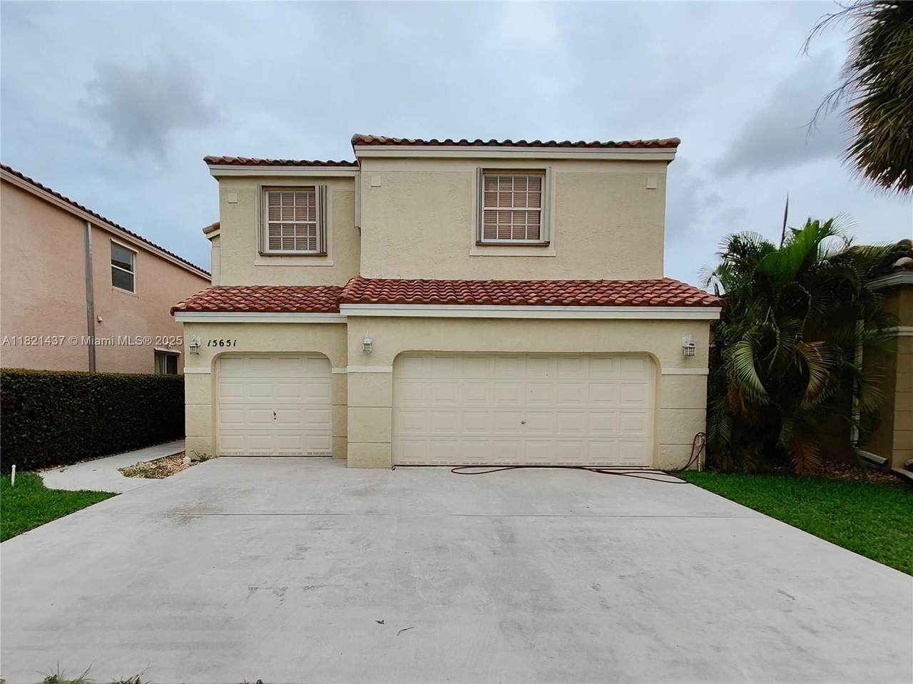 15651 14th Ct - Photo 1