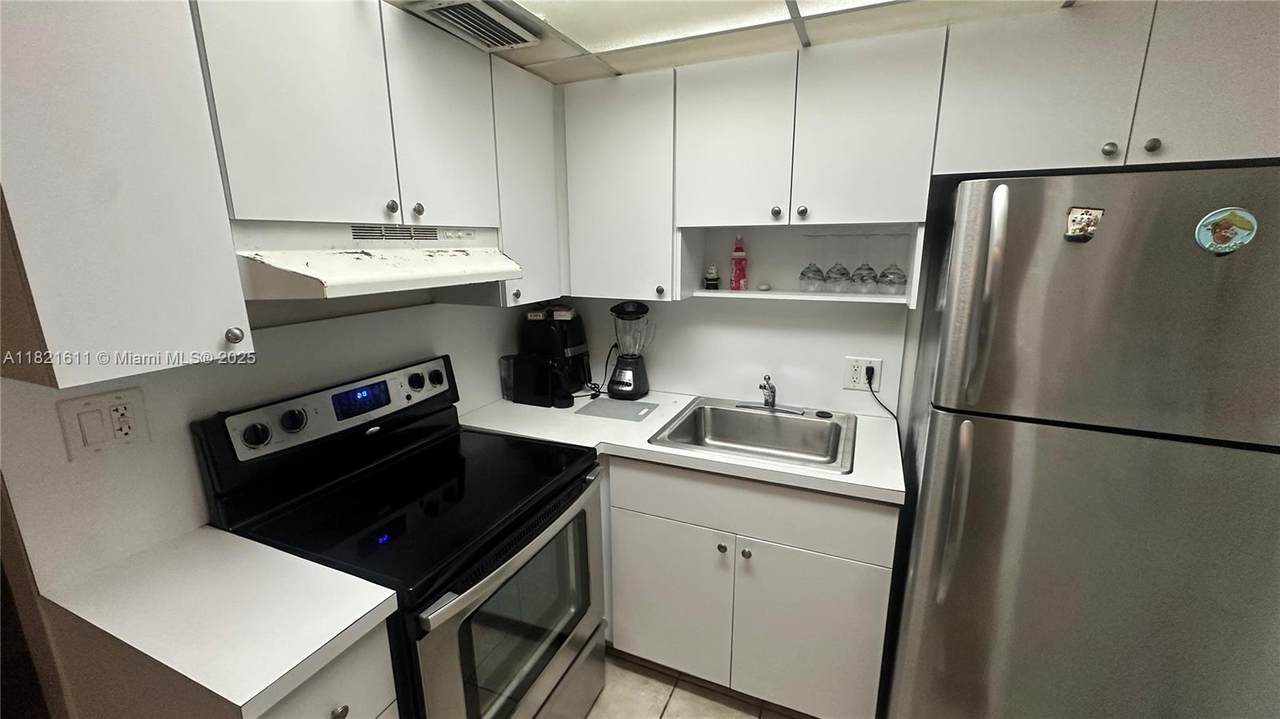 https://bt-photos.global.ssl.fastly.net/miami/1280_boomver_1_A11821611-2.jpg