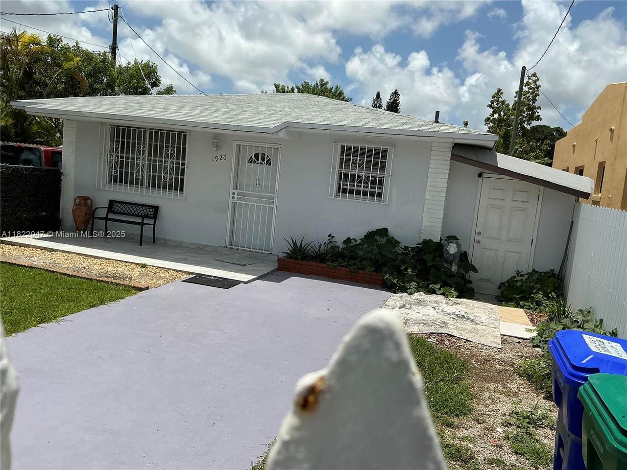 1924 35th St - Photo 1