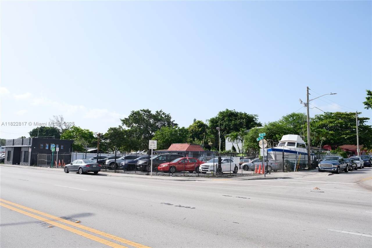 https://bt-photos.global.ssl.fastly.net/miami/1280_boomver_1_A11822817-2.jpg