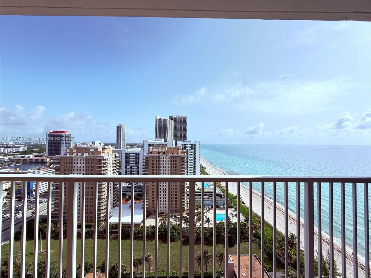 1950 Ocean Dr - Photo 1