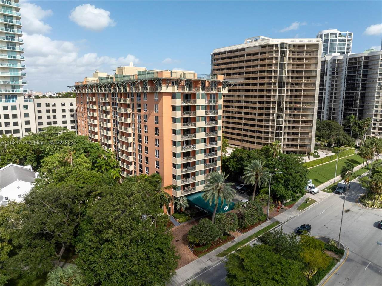 https://bt-photos.global.ssl.fastly.net/miami/1280_boomver_1_A11824704-2.jpg