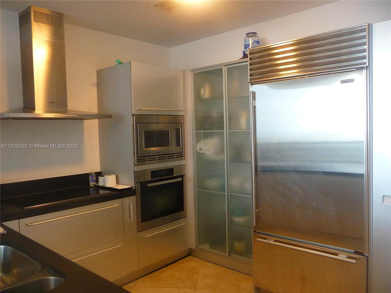 18201 Collins Ave - Photo 1