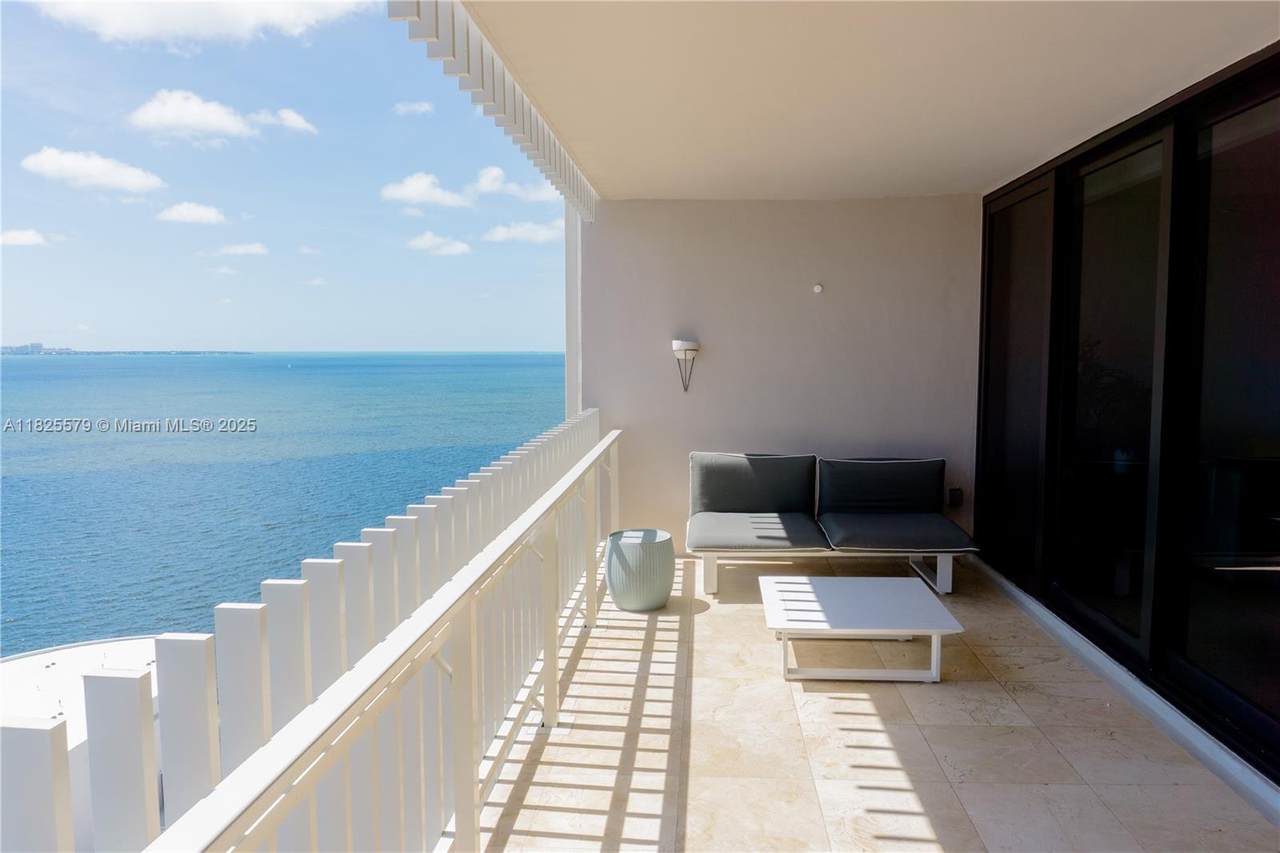 3 Grove Isle Dr - Photo 1