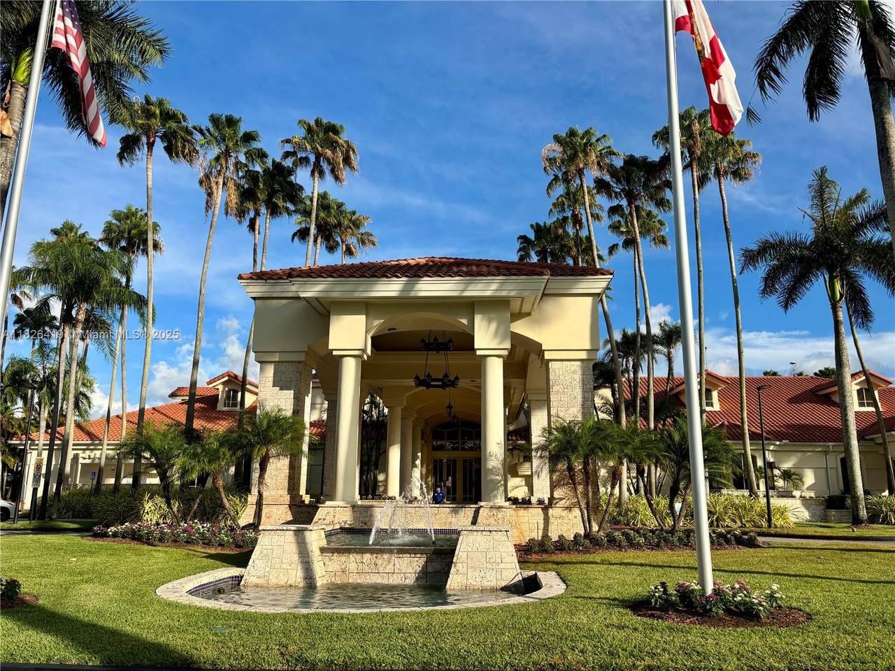 https://bt-photos.global.ssl.fastly.net/miami/1280_boomver_1_A11826419-2.jpg