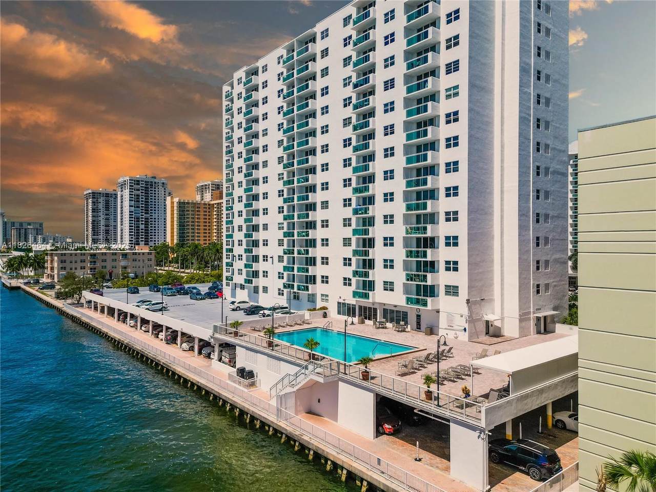https://bt-photos.global.ssl.fastly.net/miami/1280_boomver_1_A11826464-2.jpg