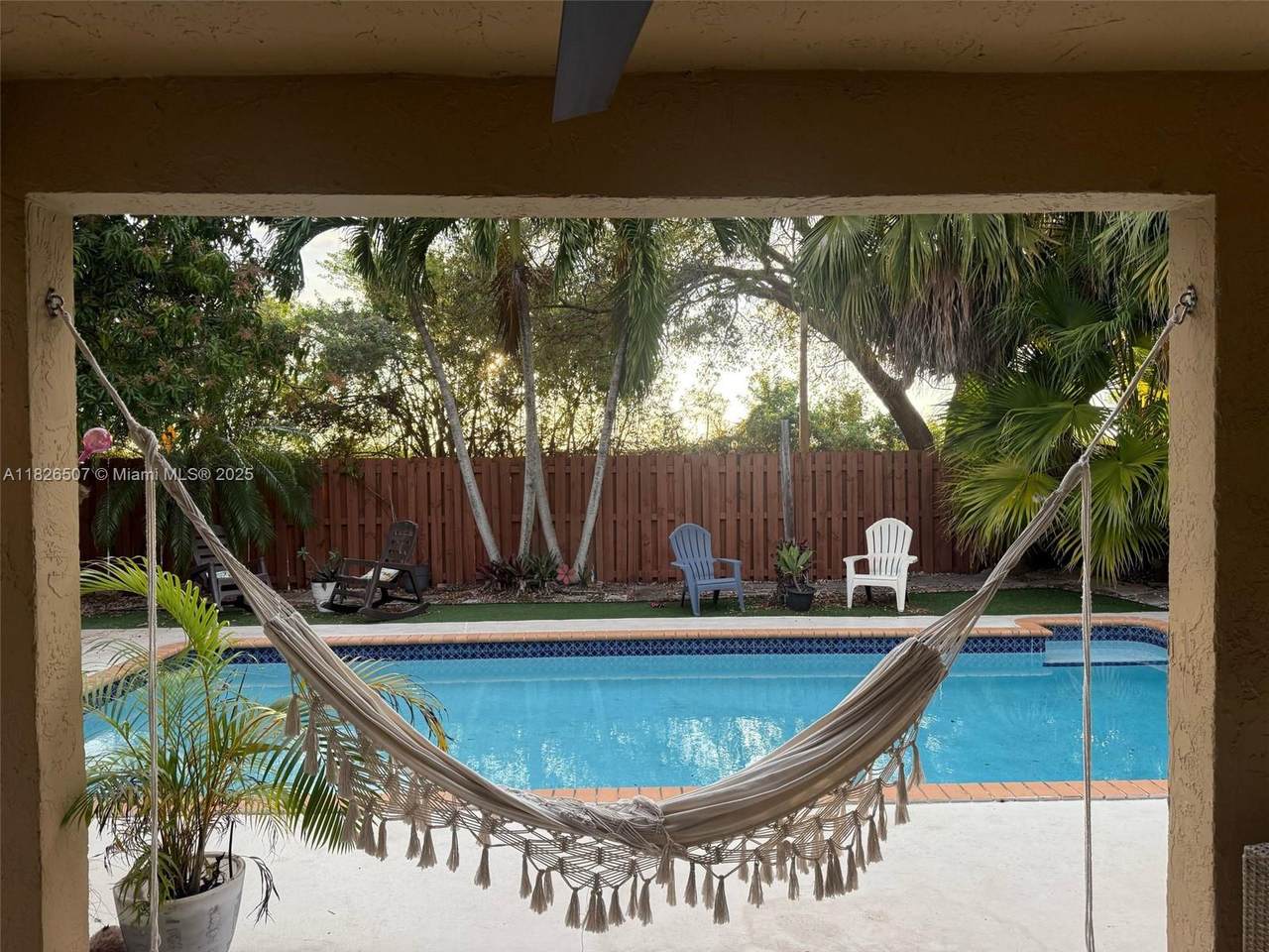 https://bt-photos.global.ssl.fastly.net/miami/orig_boomver_1_A11826507-2.jpg