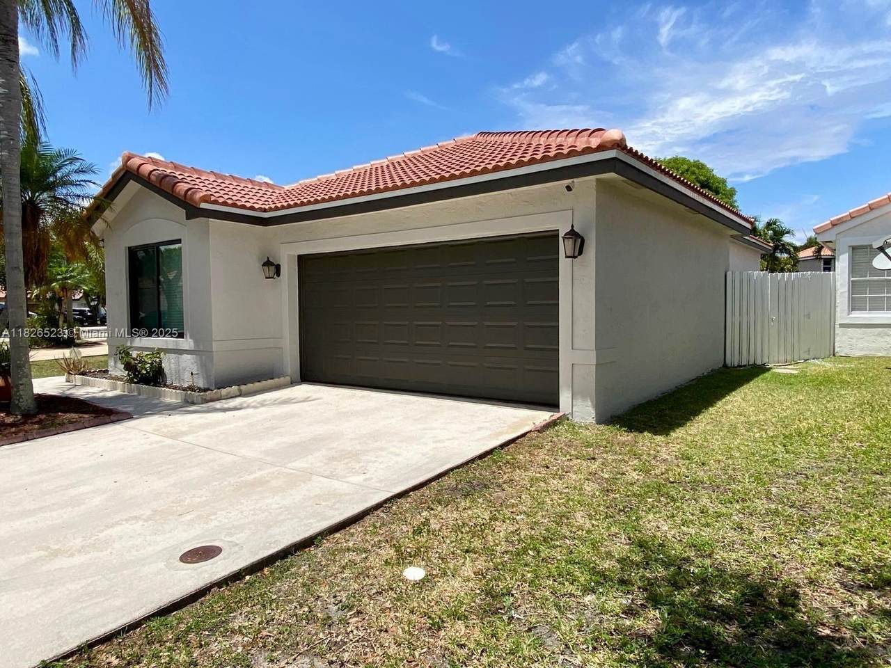 17673 19th St - Photo 1