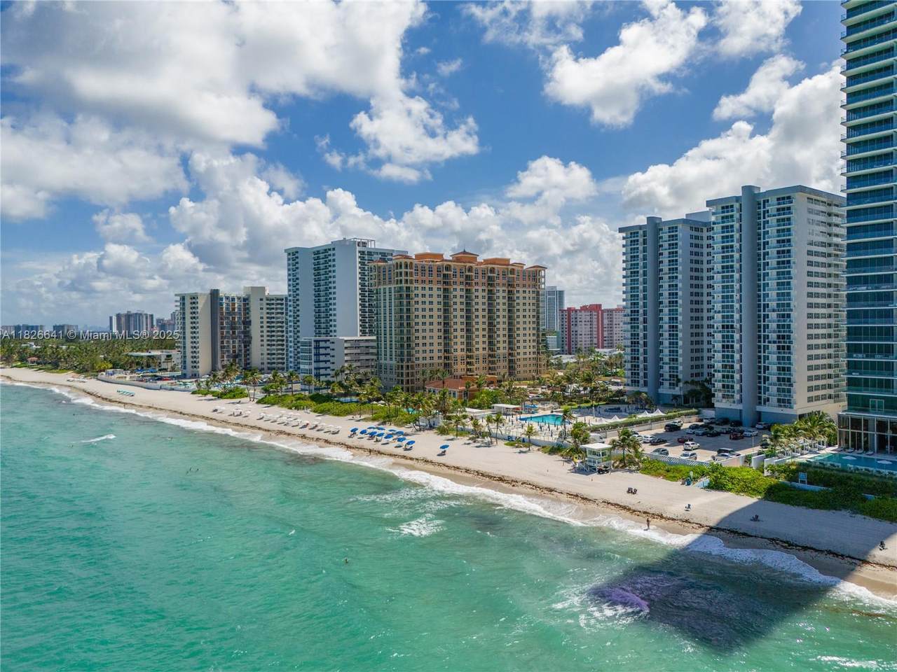 2030 Ocean Dr - Photo 1