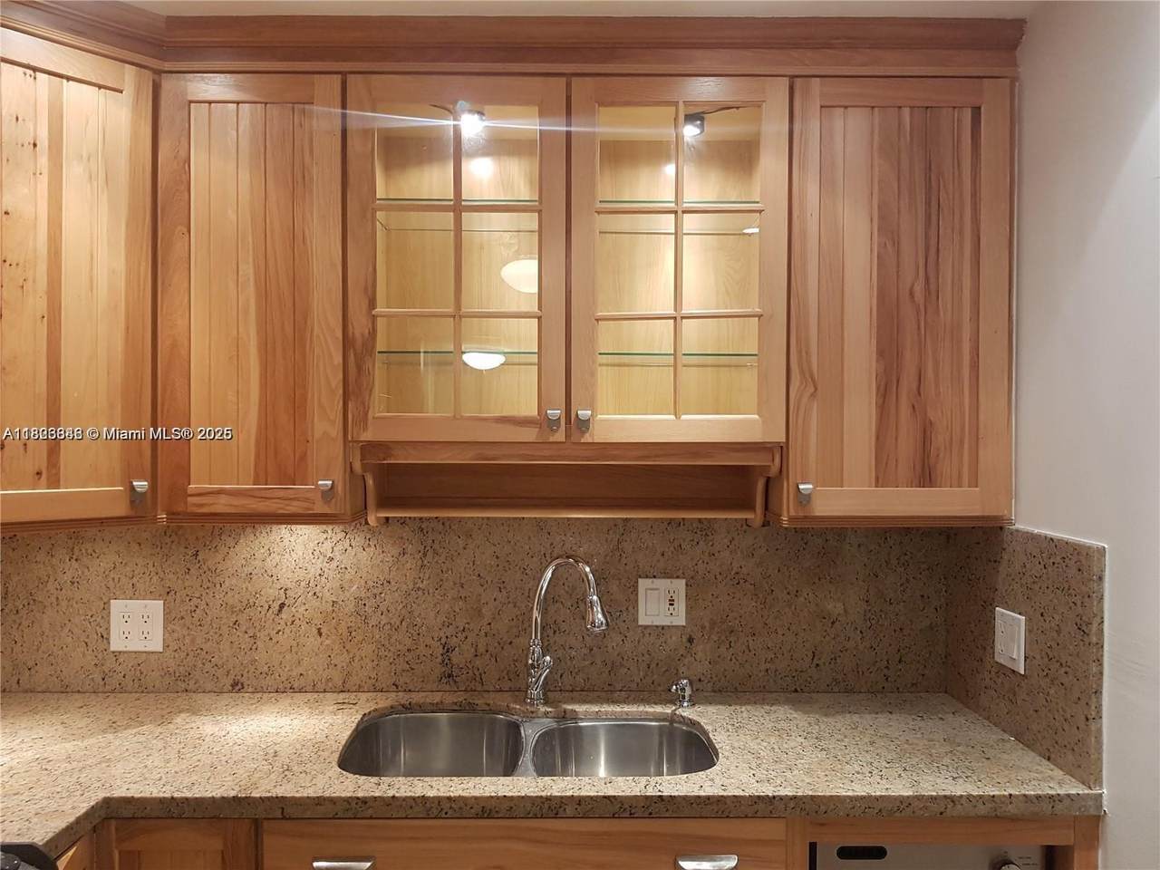 253 Cypress Rd - Photo 1