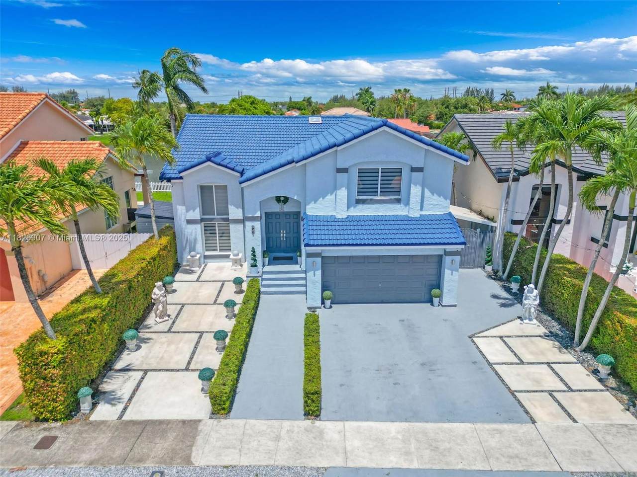 942 133rd Ct - Photo 1