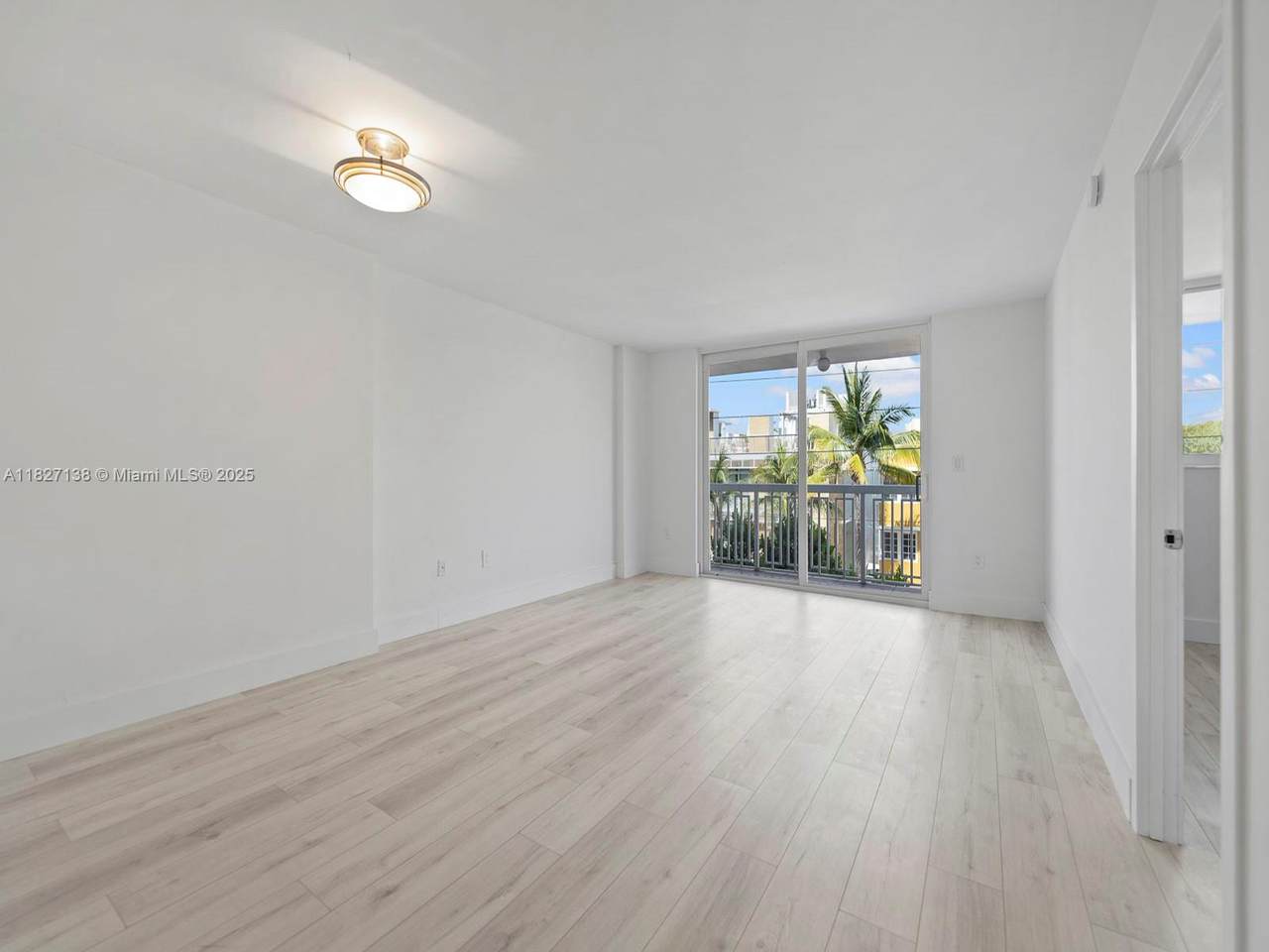 https://bt-photos.global.ssl.fastly.net/miami/1280_boomver_1_A11827138-2.jpg