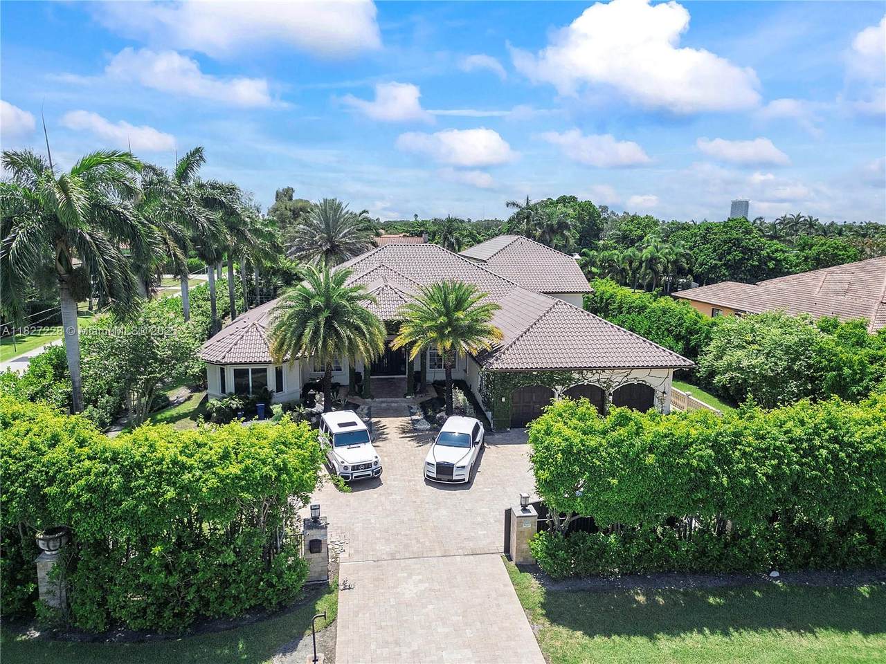 1203 121st Ave - Photo 1