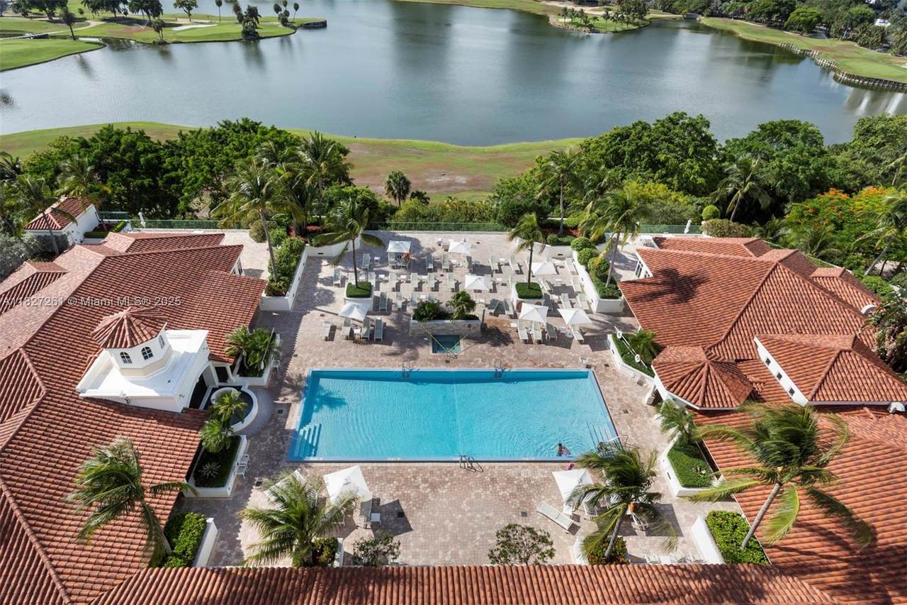 https://bt-photos.global.ssl.fastly.net/miami/1280_boomver_1_A11827261-2.jpg