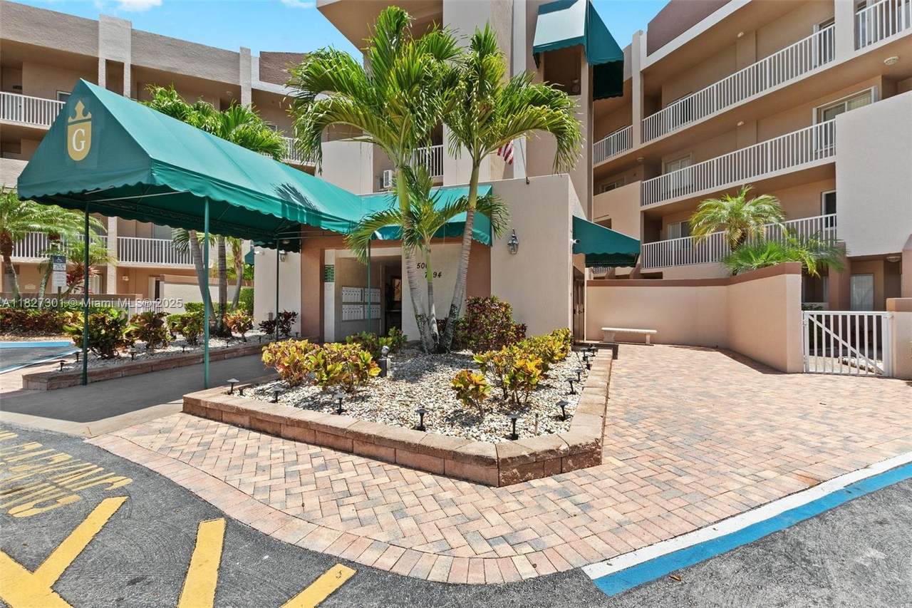 https://bt-photos.global.ssl.fastly.net/miami/1280_boomver_1_A11827301-2.jpg
