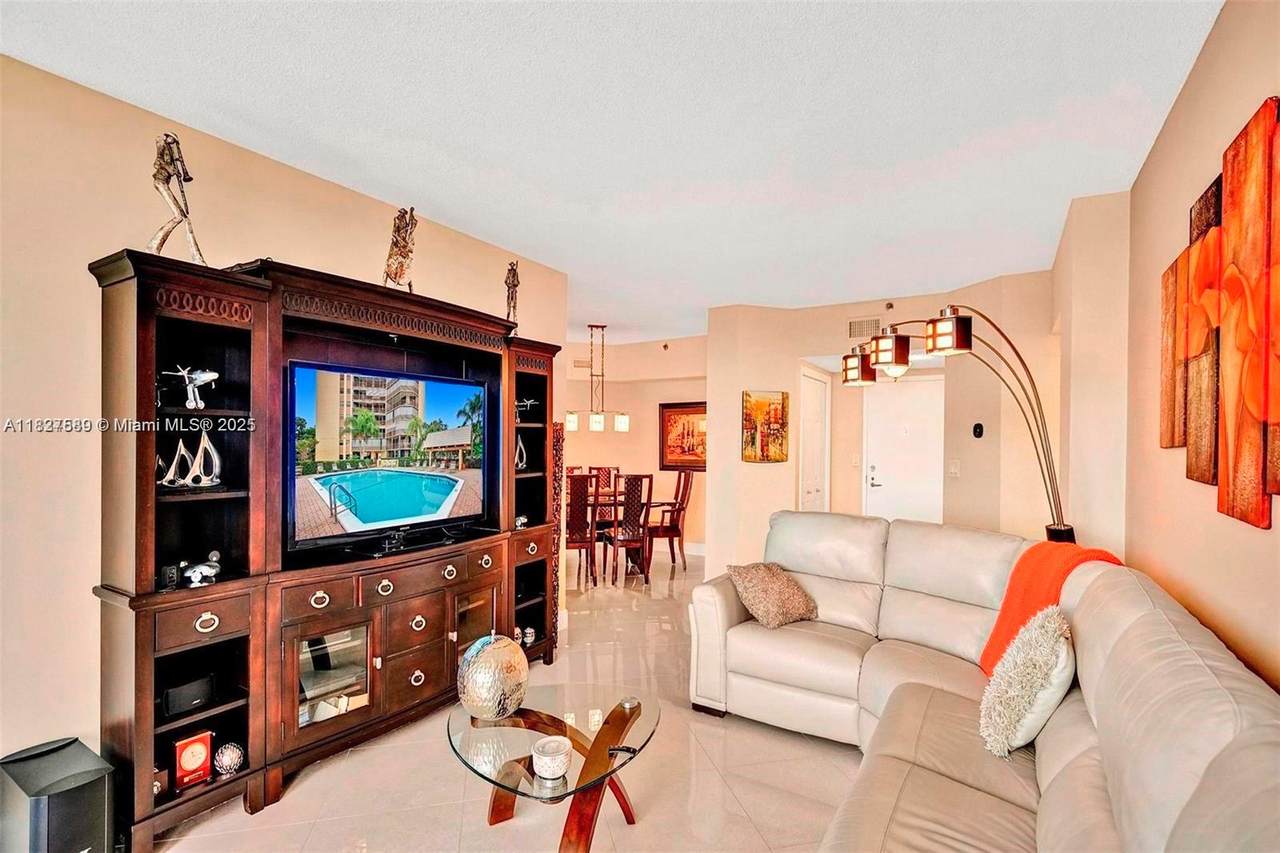 https://bt-photos.global.ssl.fastly.net/miami/1280_boomver_1_A11827589-2.jpg