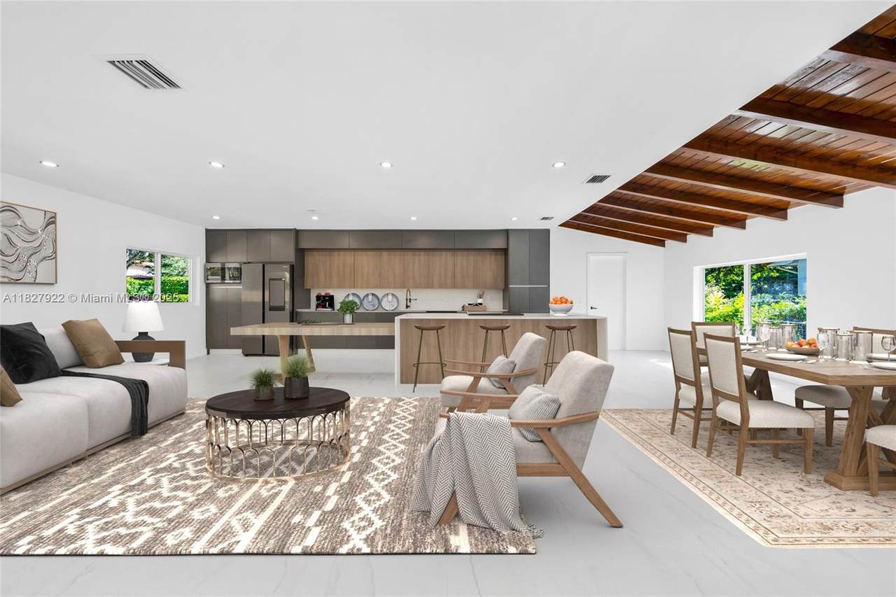 400 Sansovino Ave - Photo 1