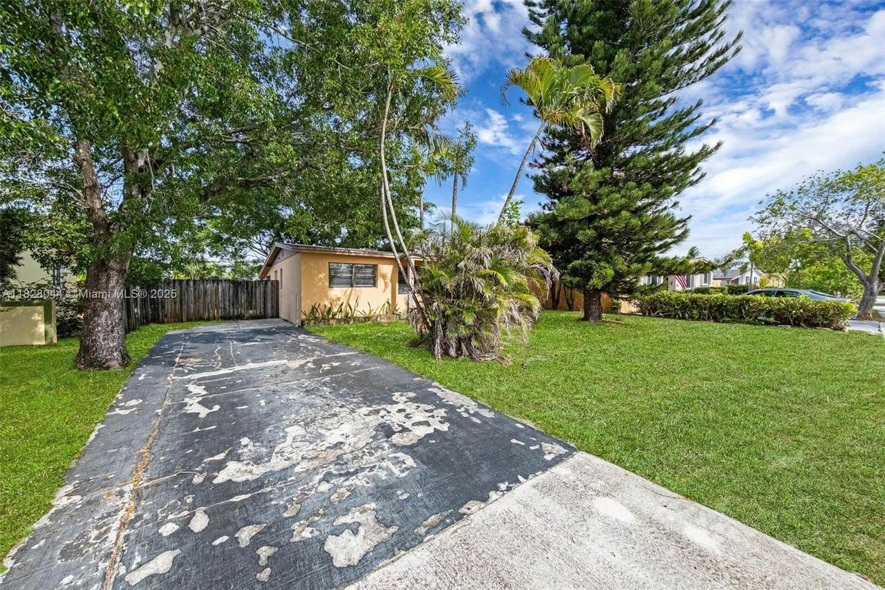 4130 12th Ave - Photo 1