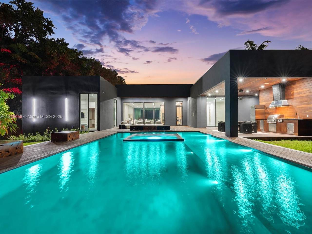 871 83rd St - Photo 1