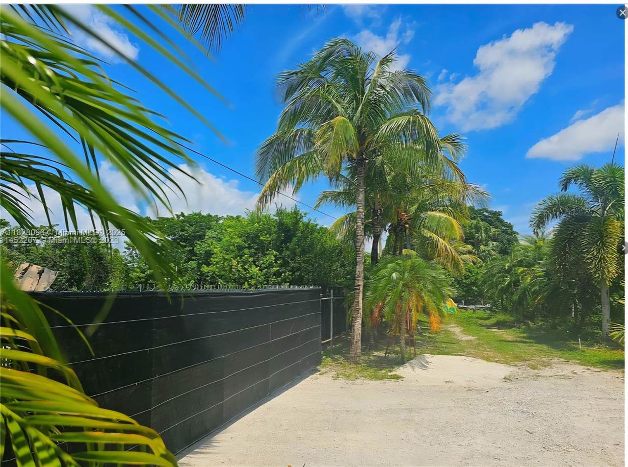 243XX 123rd Ave - Photo 1