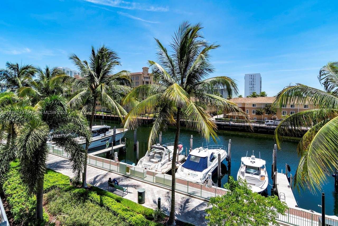 2950 188th St - Photo 1