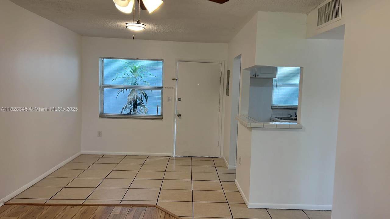 6503 Winfield Blvd - Photo 1